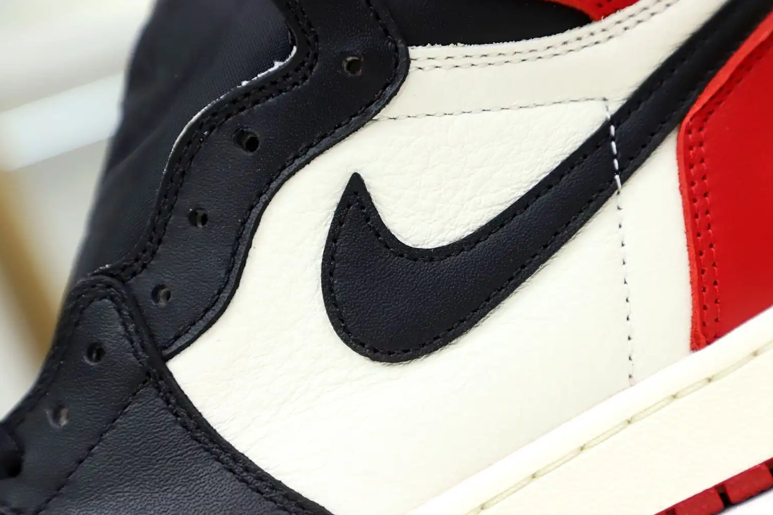 JORDAN TOE' Kimikick 'BRED OG RETRO 1 HIGH AIR 0523